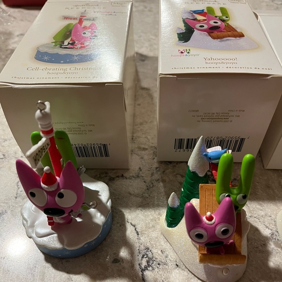 5pc lot of Hallmark Hoops & Yoyo Ornaments - Picture 4 of 4